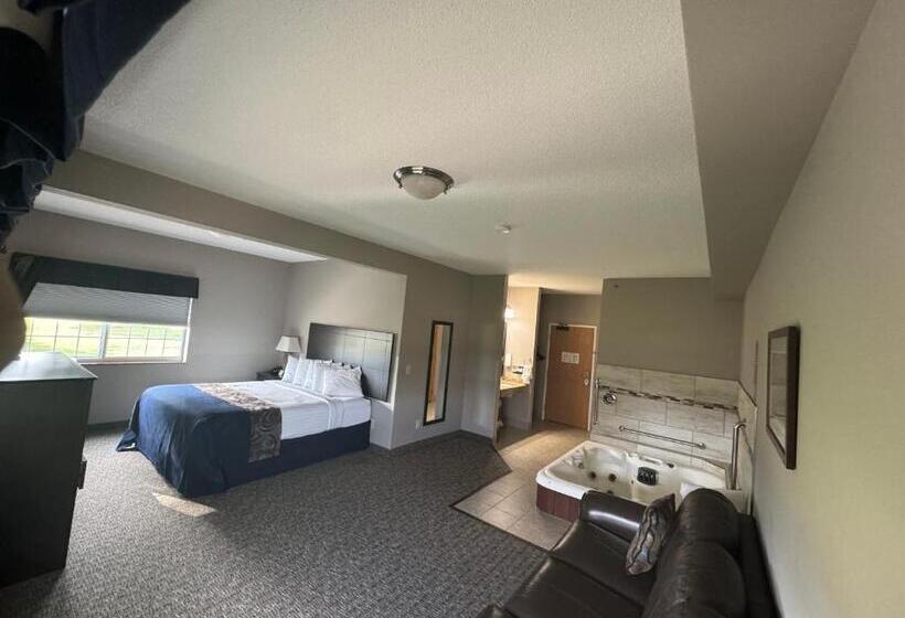 Люкс Кровать Кинг, Garner Inn & Suites