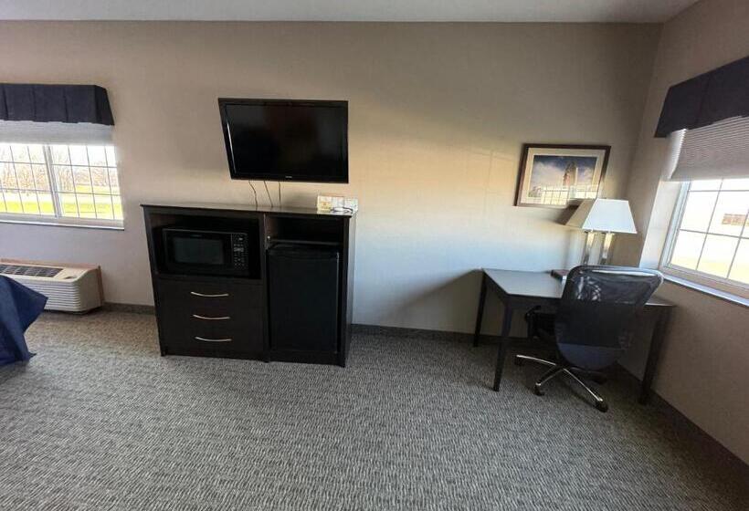 Люкс 2 Спальни, Garner Inn & Suites