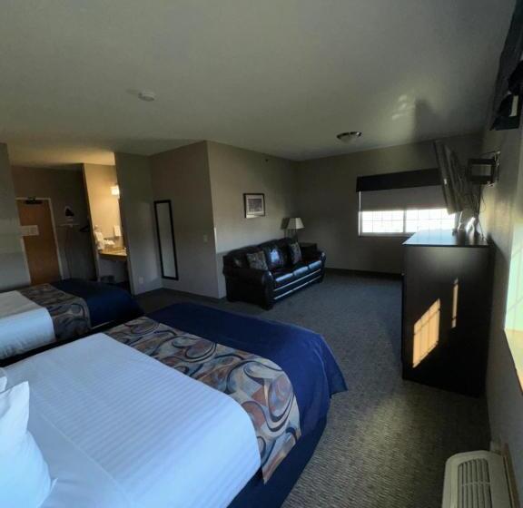 Люкс, Garner Inn & Suites
