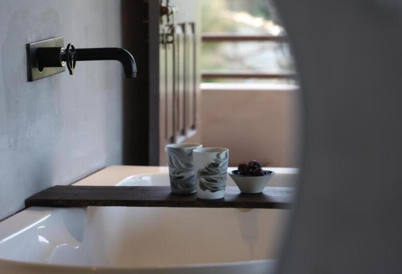 Стандартный Номер Кровать Кинг, Exstacy S Bathtub Rooms & Cafe