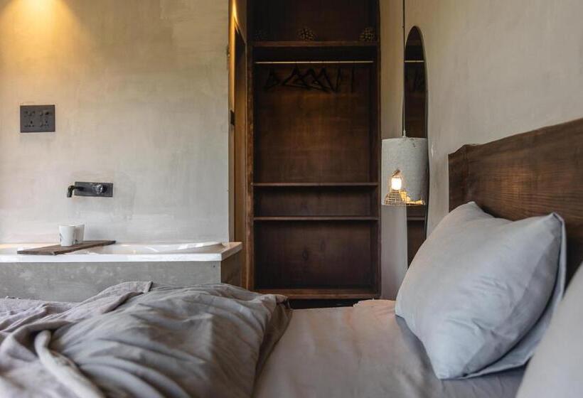 Стандартный Номер Кровать Кинг, Exstacy S Bathtub Rooms & Cafe