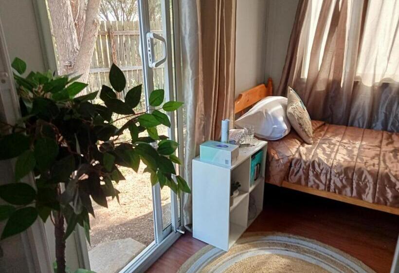 Номер Стандарт Индивидуальный, The City Dweller Kingaroy