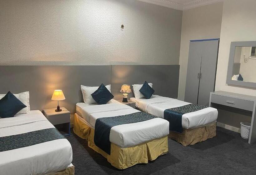 Economy Triple Room, اسفار الواحة Asfar