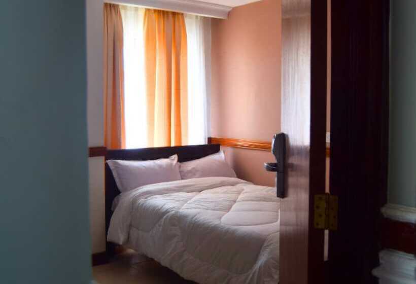 اتاق لوکس, Conrad Hotel   Kitengela
