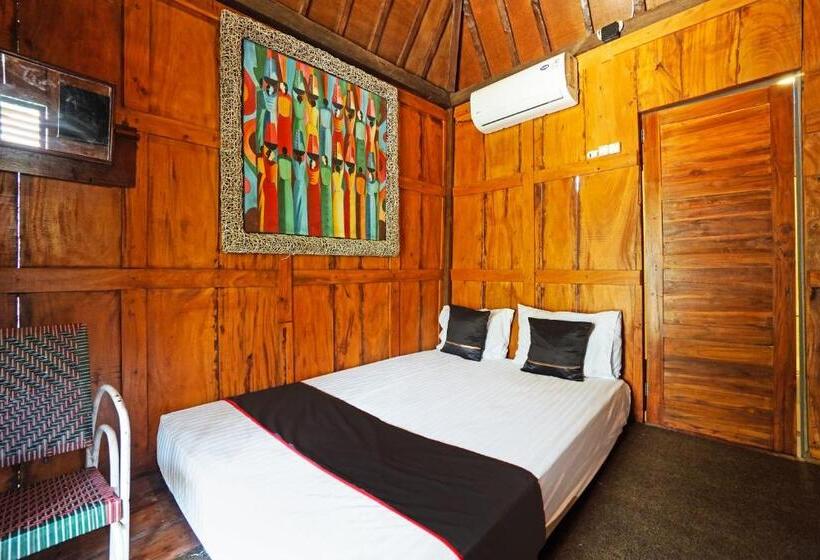 סוויטה דלוקס, Lembah Mbalong Resort Mitra Reddoorz Near Exit Tol Singosari