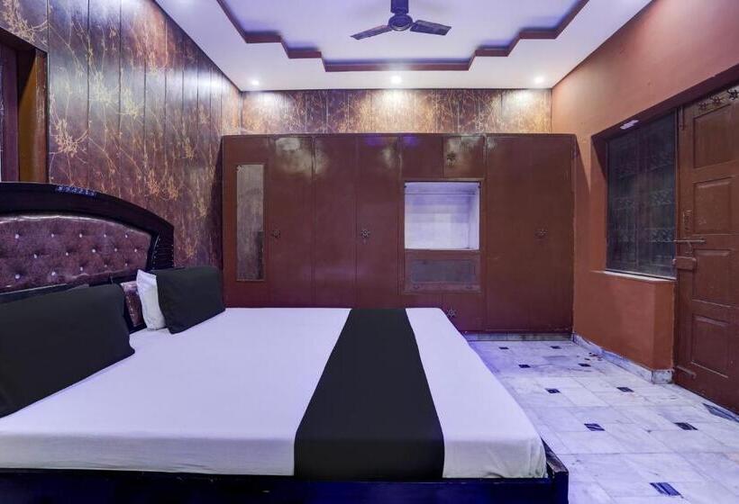 اتاق کلاسیک سه تخته, Oyo Flagship Mamta Hotel And Marriage Lawn
