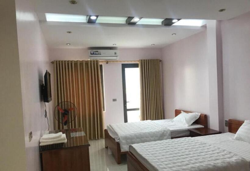 اتاق لوکس چهار تخته, Quỳnh Hương Hotel Phú Thọ