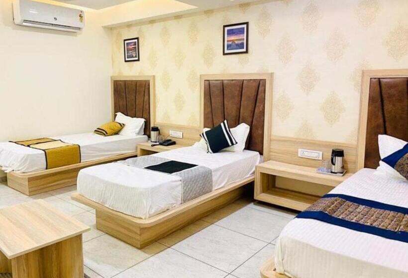 اتاق اکونومی, Leegrand Inn