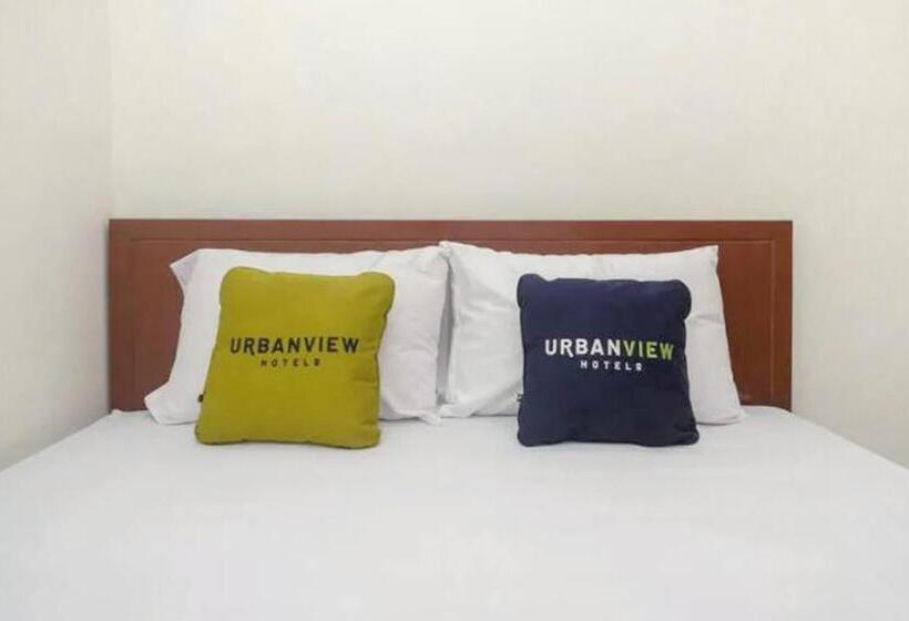 Номер Superior, Urbanview Grand Lotus Hotel By Reddoorz