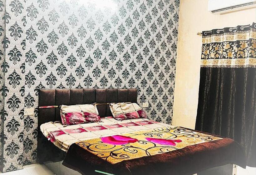 اتاق اکونومی, J.s Apartments    Hotel & Homestay    Rooms For Students, Parents, Family & Couples