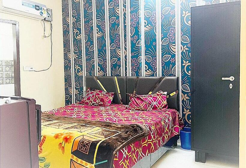 اتاق اکونومی, J.s Apartments    Hotel & Homestay    Rooms For Students, Parents, Family & Couples