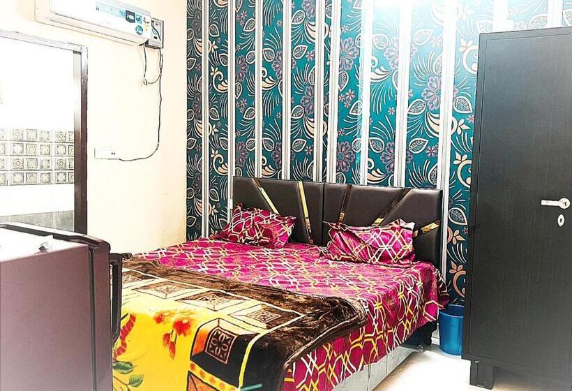اتاق اکونومی, J.s Apartments    Hotel & Homestay    Rooms For Students, Parents, Family & Couples