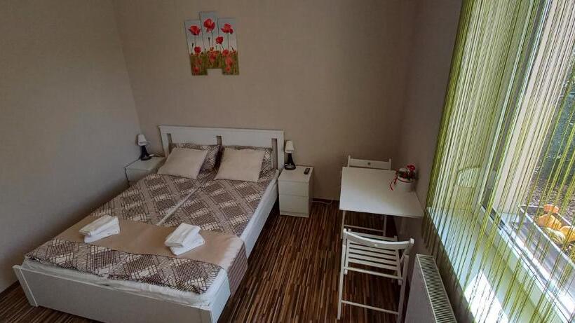 اتاق استاندارد, Barben Apartman