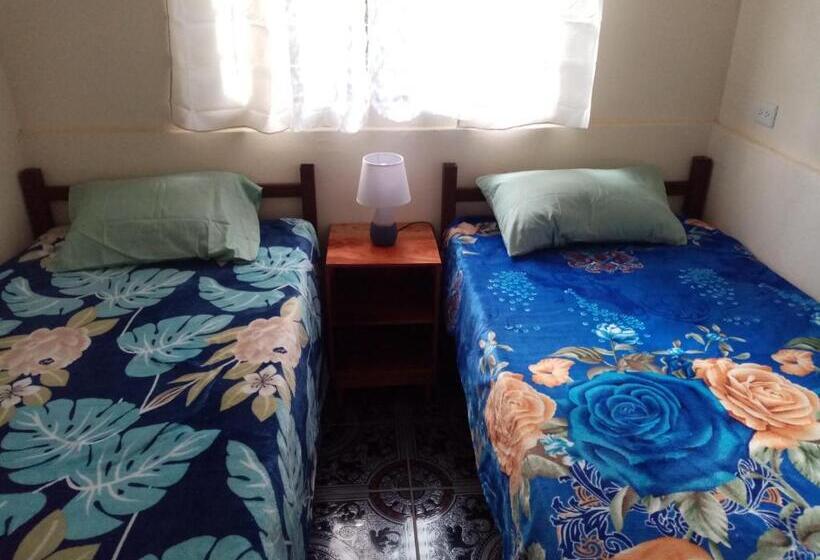 اتاق استاندارد با سرویس بهداشتی مشترک, La Casita
