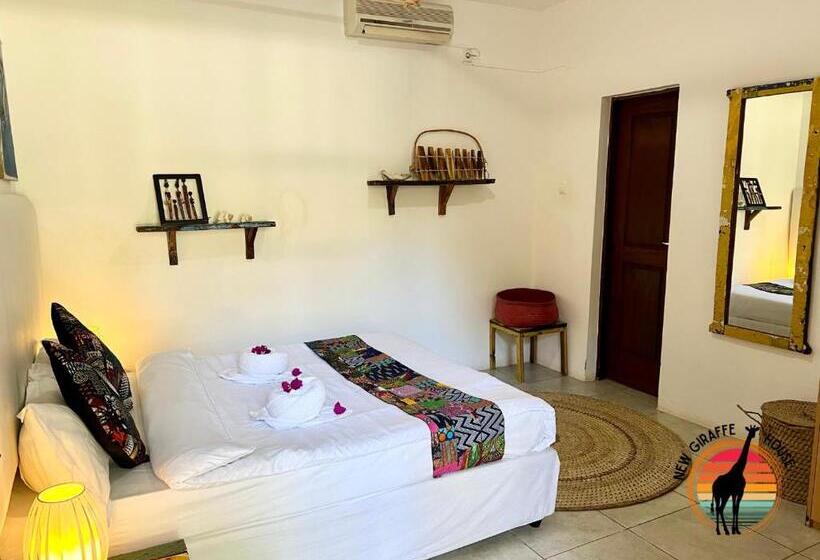 اتاق استاندارد, New Giraffe House