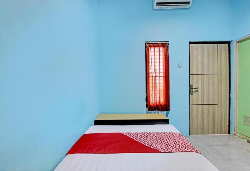Номер Стандарт, Oyo 93209 Guest House Cemara 3