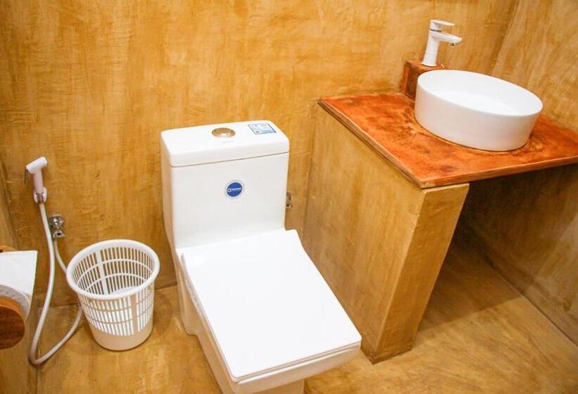 Quarto Estandar Cama King, Zanzigo