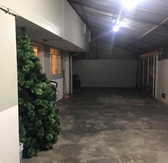 Семейный Номер, Hostal Locuras En El Cielo 2
