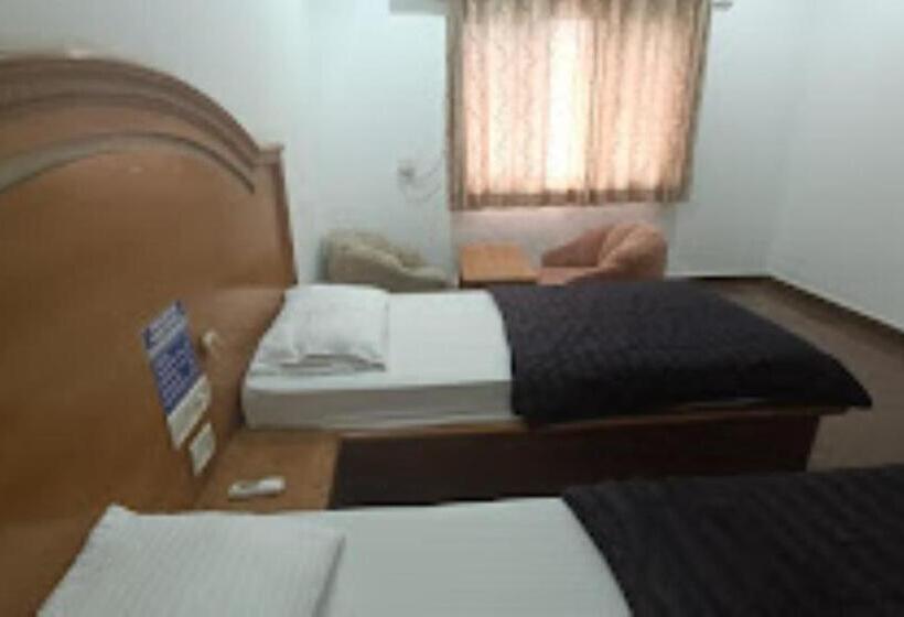 Номер Стандарт, The Grand 3star Sindhu Hotel, Mahbubnagar