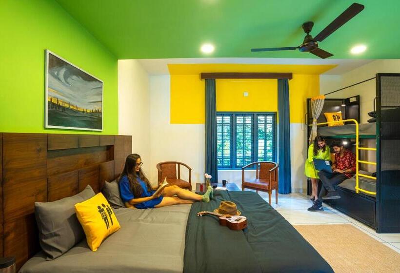 四人标准间, The Hosteller Wayanad
