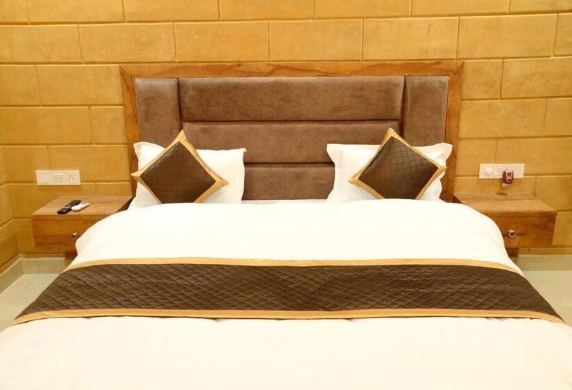 جناح مزوَّد بشرفة, The Travel Bug Jaisalmer