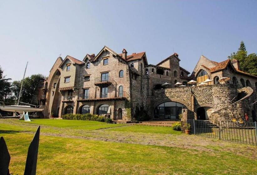 1 Bedroom Apartment Lake View, Vive En Un Castillo En Valle De Bravo