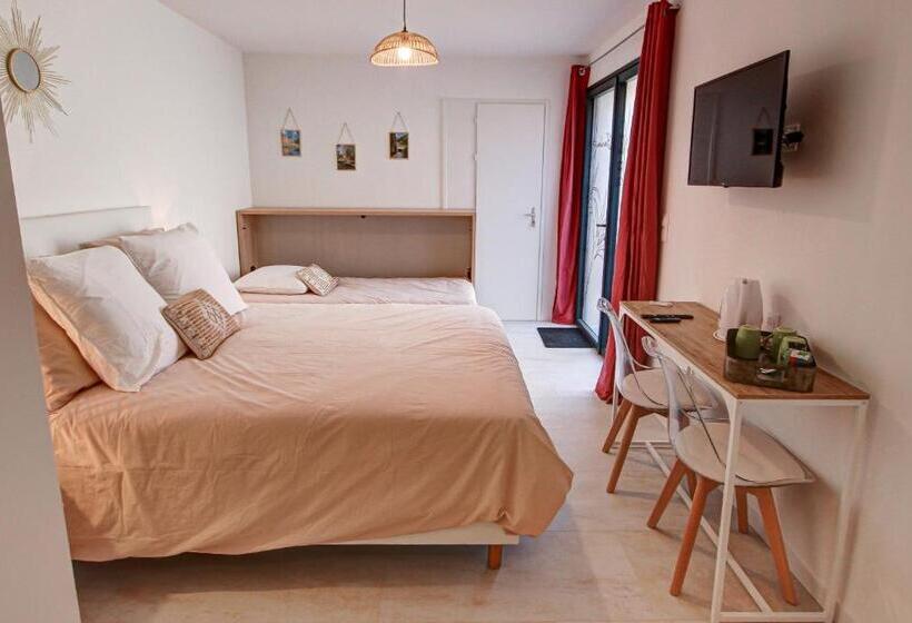 Номер Стандарт Трехместный, Chambres D Hôtes Du Val D Asson