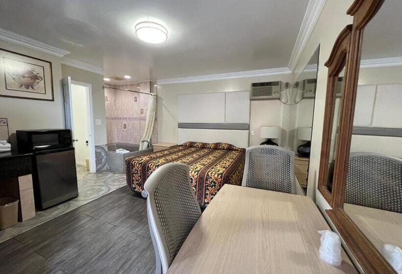 Люкс Повышенной Комфортности, Flamingo Motel Oxnard