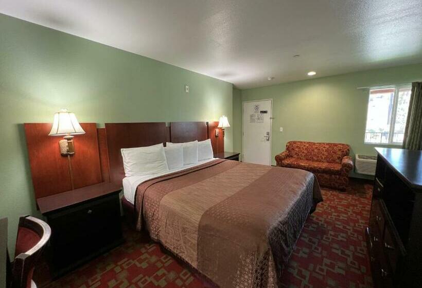 스탠다드 룸 킹사이즈 침대, Rancho California Inn Temecula
