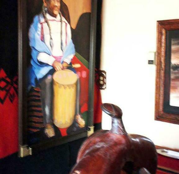 豪华房间, Touchstone Inn