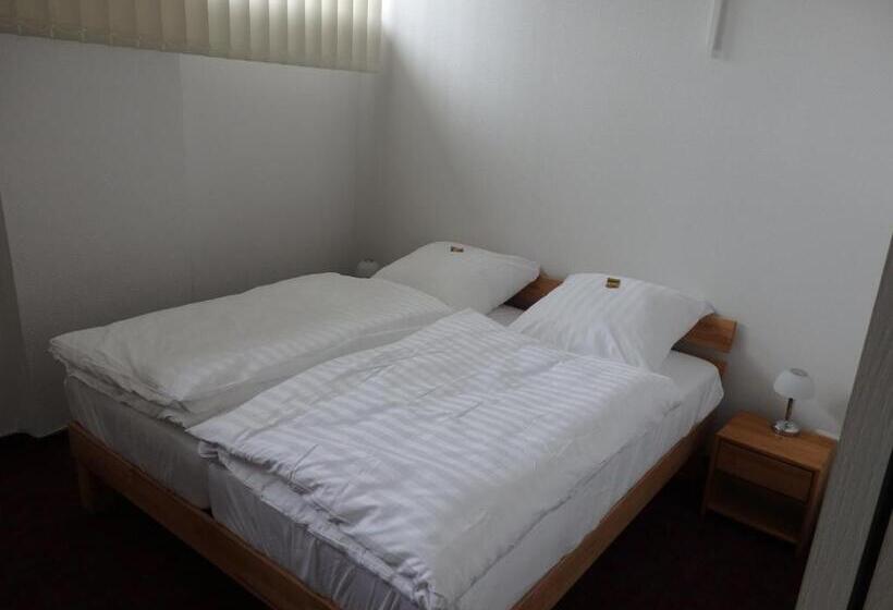 Quarto Deluxe, Zur Saale