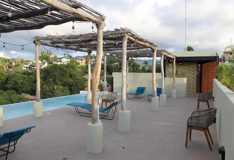 Deluxe Studio, Maramara More To Live