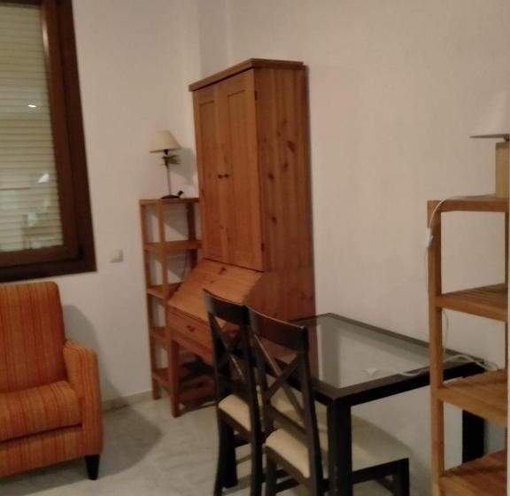 استودیوی استاندارد, Se   Peaceful Shiny Apartment Near Fibes