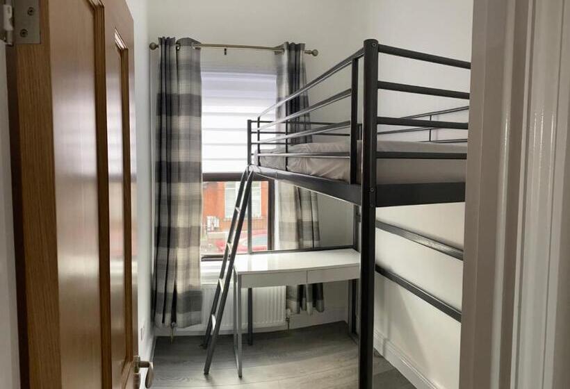 اتاق اکونومی یک تخته, Cosy Single Room Beside Canal Room 5