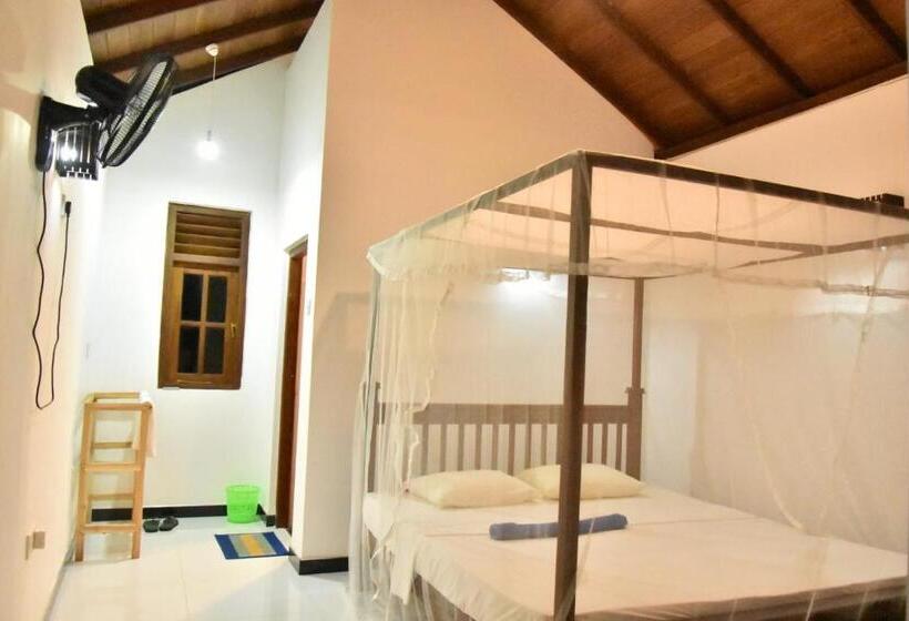 Номер Стандарт, Silent Cabana And Restaurant Marakolliya, Tangalle