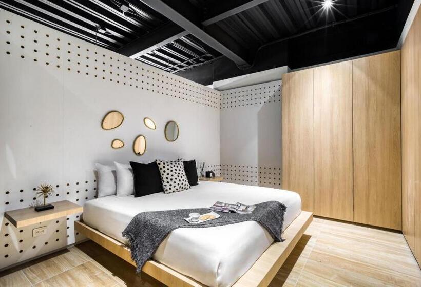 דירת חדר עם טרסה, Downtown Designer Apartments By Uliv
