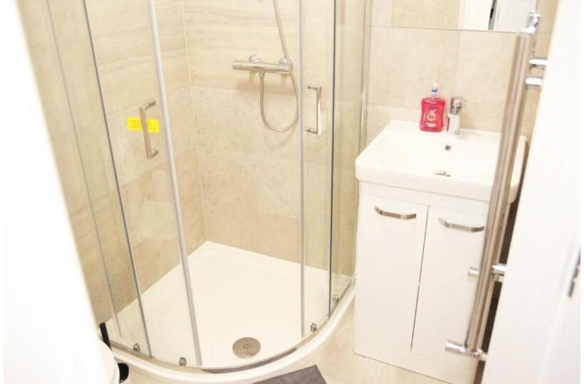 Номер Стандарт, Cricklewood Deluxe Ensuite Room