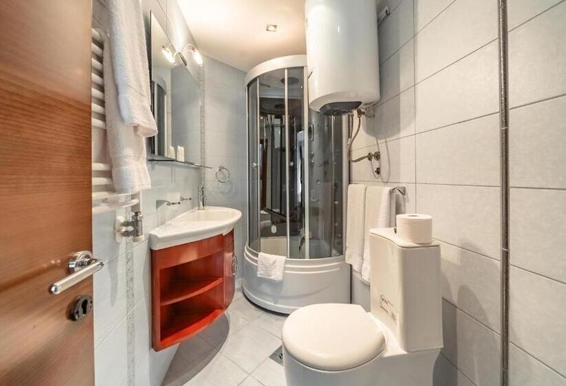 آپارتمان 3 خوابه, Villa Favorite
