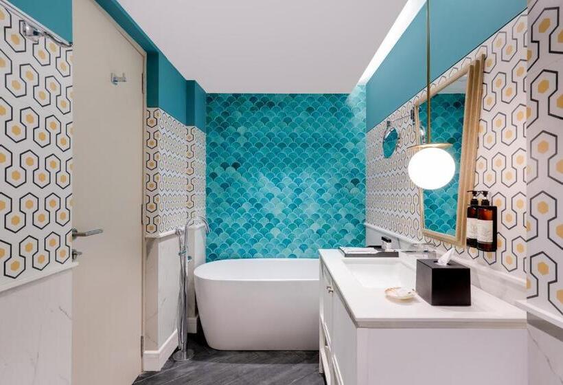 Номер Клуб, Grand Mercure Goa Candolim