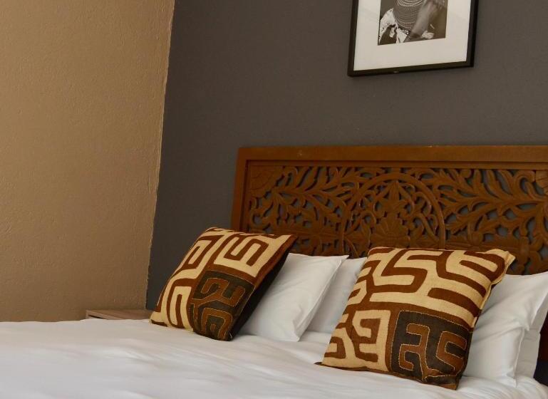 اتاق لوکس, Kholiwe On Kruger Lodge & Safaris