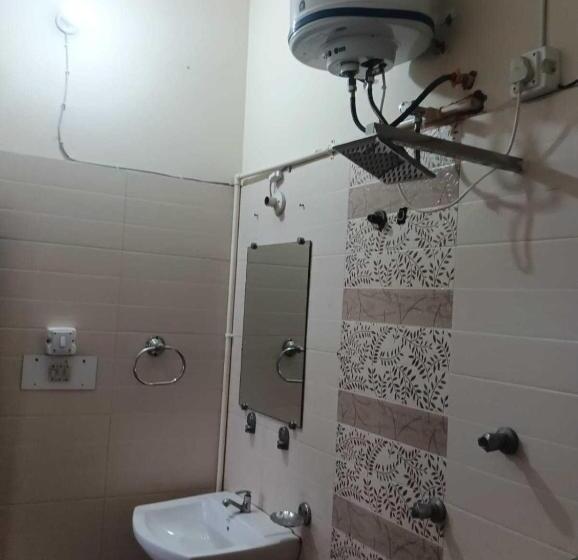 三人经典房间, Oyo 81343 Palm Guest House
