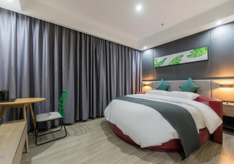 Romantic Room, Thank Inn Plus Jiaozuo Jiefang District Heping Street