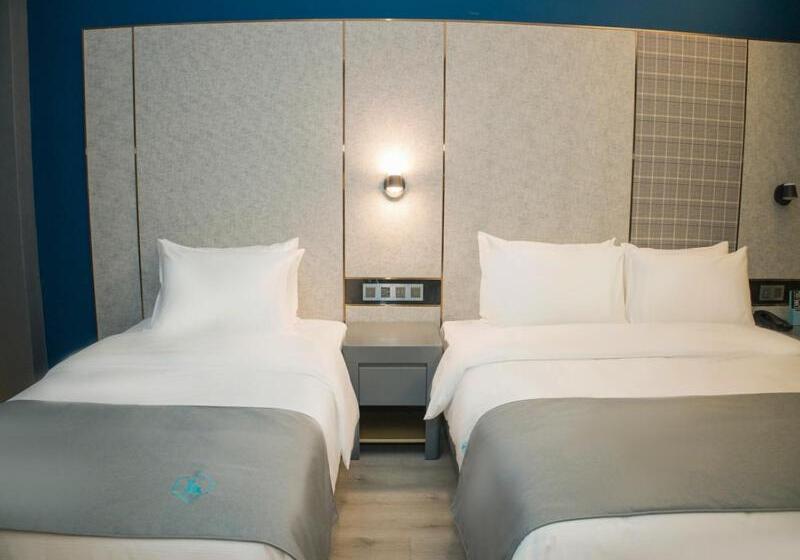 Семейный Номер Deluxe, Lanou Hotel Xiguan Impression Scenic Area Shiyanfang County