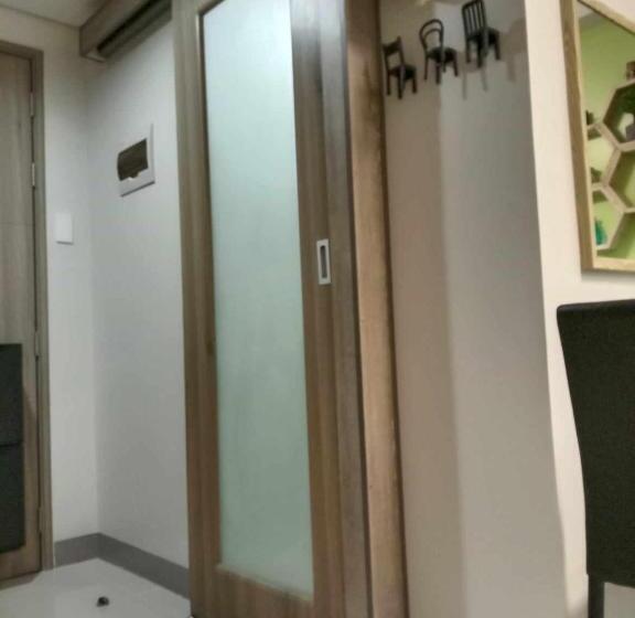 Апартаменты 1 Спальня с Балконом, Oasis Chic By The Bay Pasay City Near Mall Of Asia