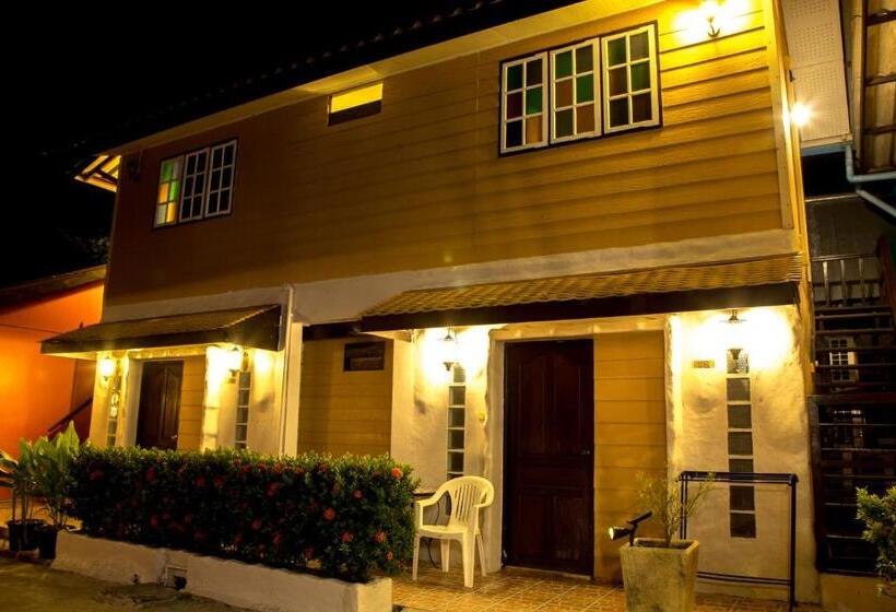 اتاق لوکس, Serene Resort Koh Lipe