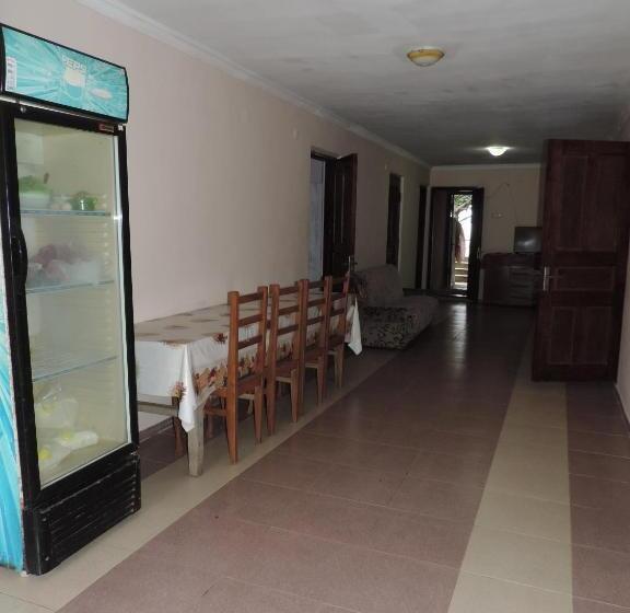 اتاق لوکس, Ok House!