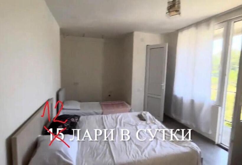 اتاق لوکس با بالکن, Ok House!