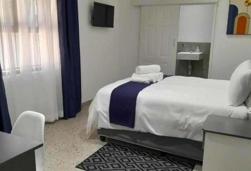 Семейный Номер Вид на Сад, The Wishing Well Guest House Self Catering