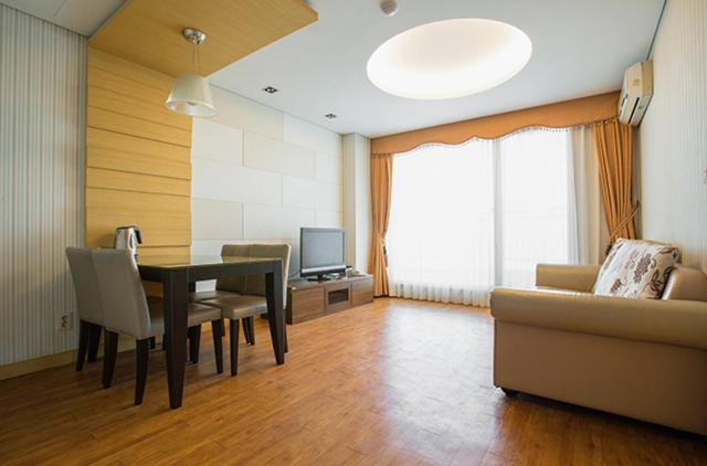 استودیوی لوکس, Seaspovill Resort