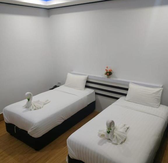Family Room, Bouasavan Hotel And Garden